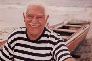 Hoje (30/04), é aniversário do saudoso cantor e compositor Dorival Caymmi @dorivalcaymmi que completaria 111 anos.

#dorivalcaymmi #happybirthday #MPB #boomerangmusic